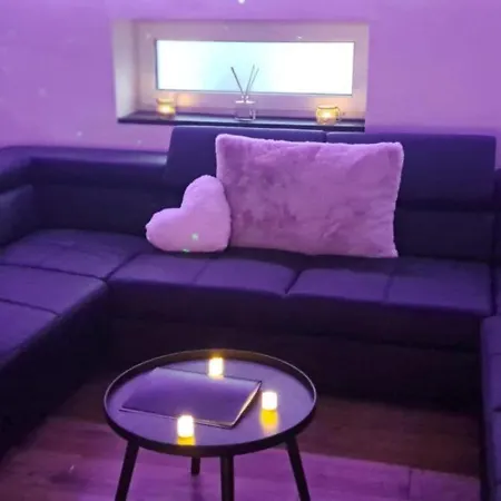O13 Loft Privatif Sauna Balneotherapie A 30min De Pairi Daiza Guest house *