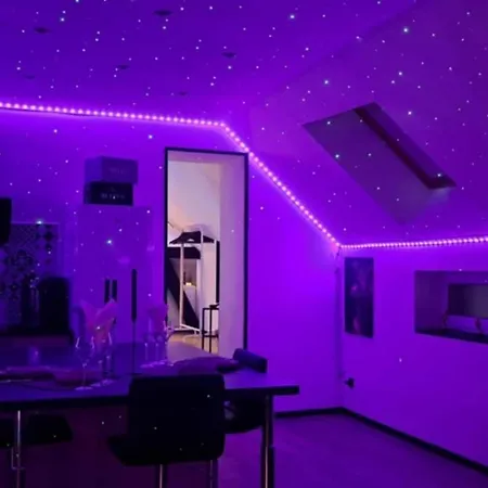O13 Loft Privatif Sauna Balneotherapie A 30min De Pairi Daiza * Quievrechain